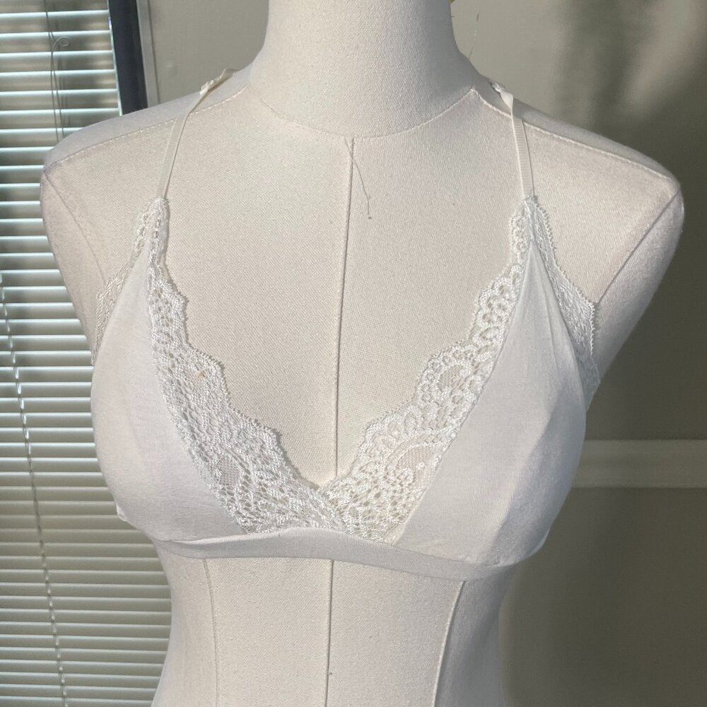 Only Hearts | So Fine with Lace Triangle Racer Back Bralette